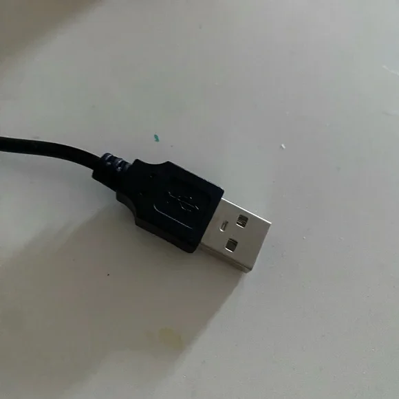 Himalayan Salt Lamp - colour changing  Crystal on Wooden Base - Picture 5 of 6